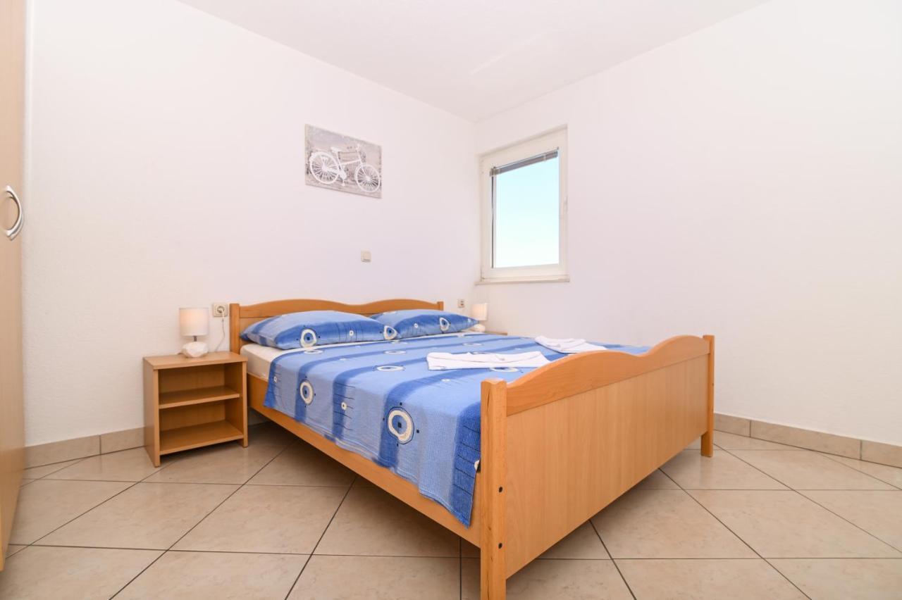 Apartmani Adria Trogir Bagian luar foto