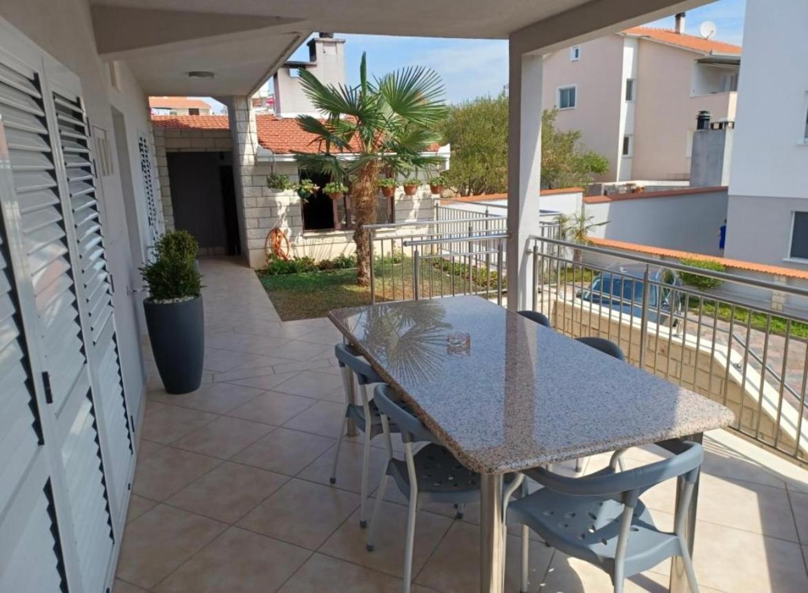 Apartmani Adria Trogir Bagian luar foto