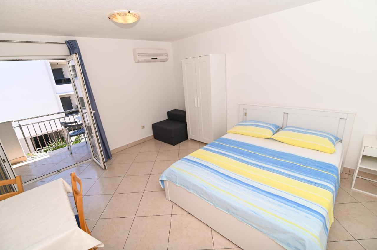 Apartmani Adria Trogir Bagian luar foto