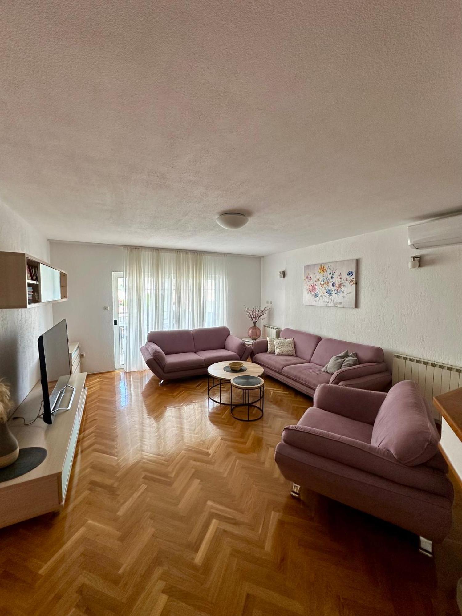 Apartmani Adria Trogir Bagian luar foto